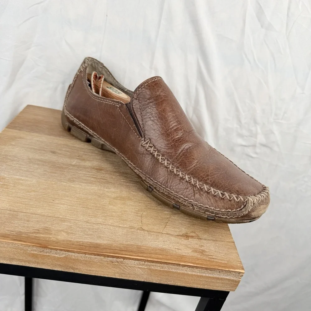 GBX babalu textured Brown leather loafers brown Men's SZ 9.5Driving Mocs Slip On